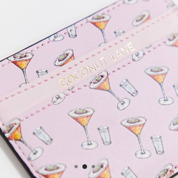 NWT Coconut Lane Martini Print  Card Holder - Picture 2 of 5
